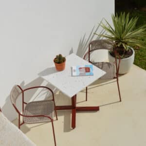 T100 bistro